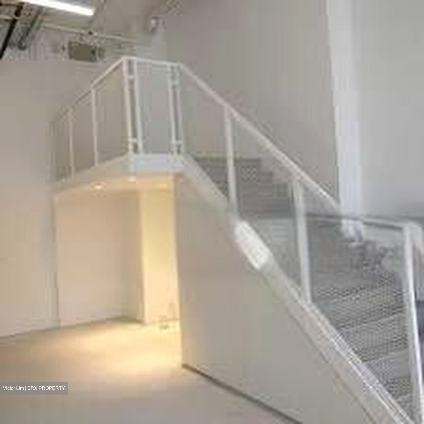 Woods Square (D25), Retail #455959061